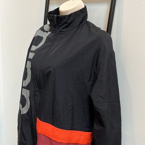 ADIDAS Womens Essentials Authentic Track Wind Breaker Jacket ActiveWear Size M - Picture 7 of 10